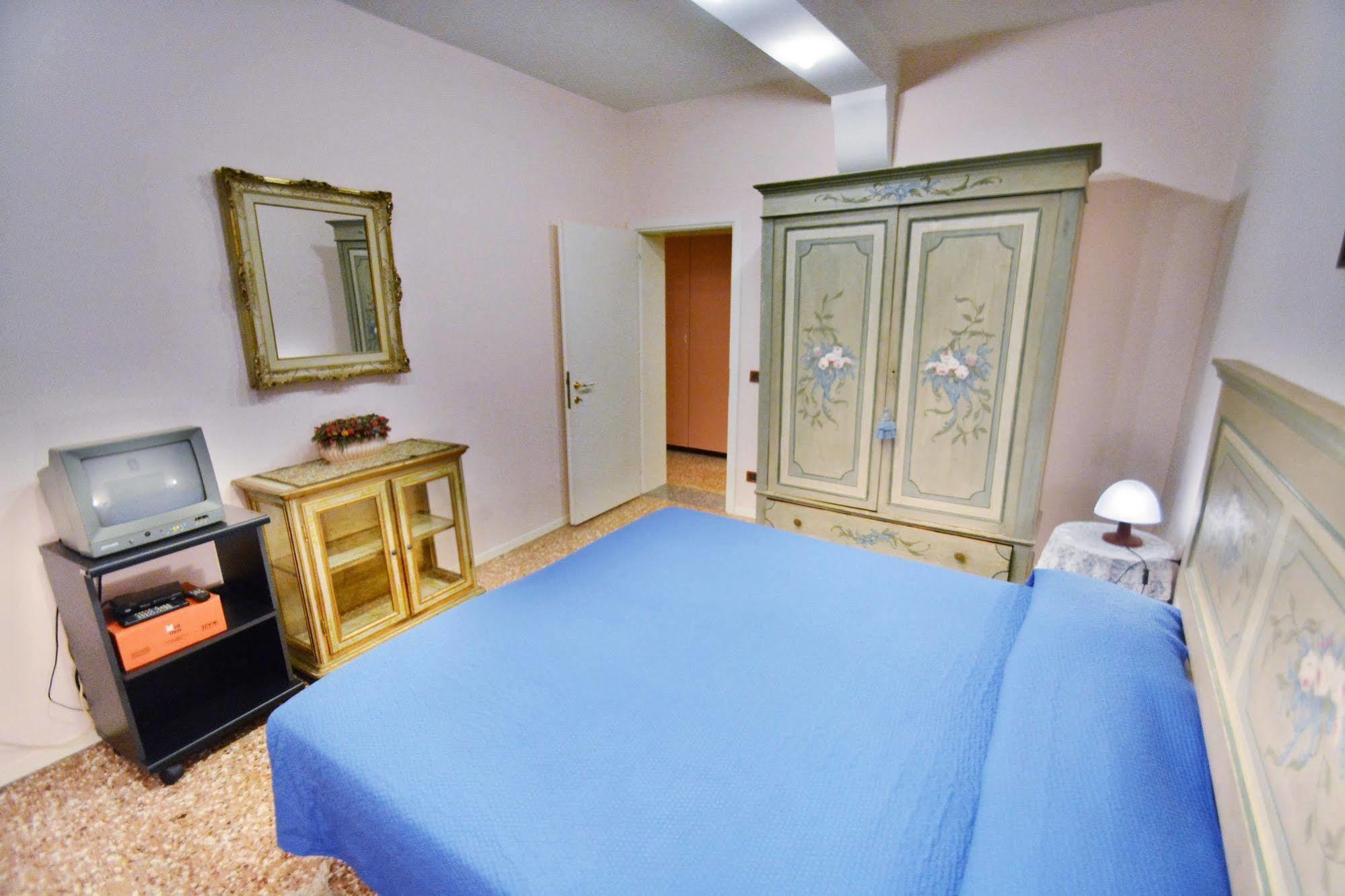 Ve.N.I.Ce. Cera Casa Del Sol Lägenhet Venedig Exteriör bild