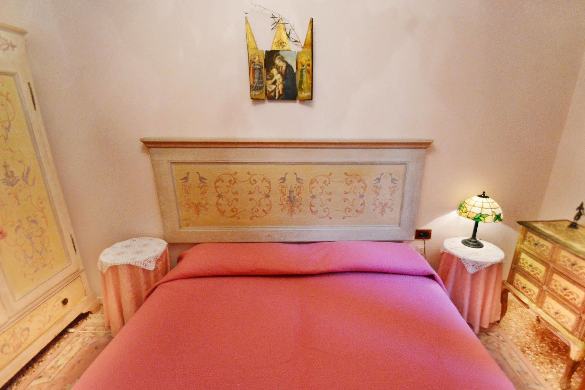 Ve.N.I.Ce. Cera Casa Del Sol Lägenhet Venedig Exteriör bild